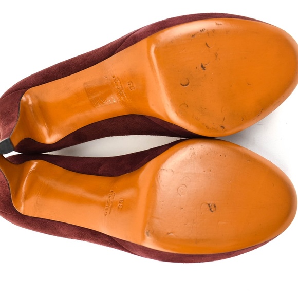 GUCCI: Burgundy, Leather Platform Heels/Pumps - Picture 8 of 8